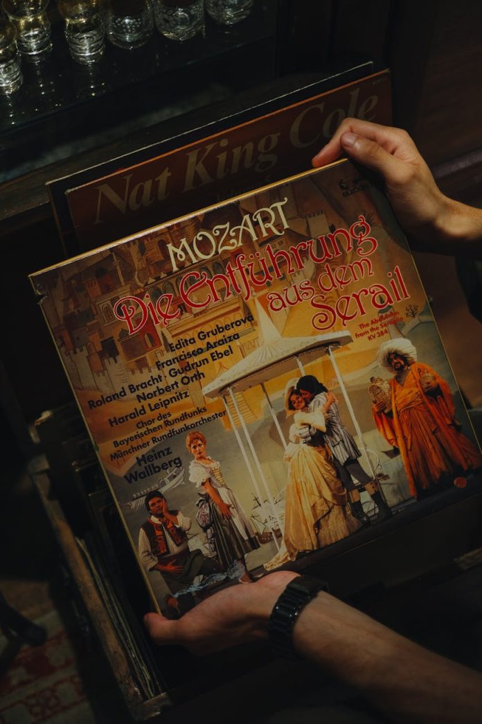 Uhtred in armor during a fierce battle scene.